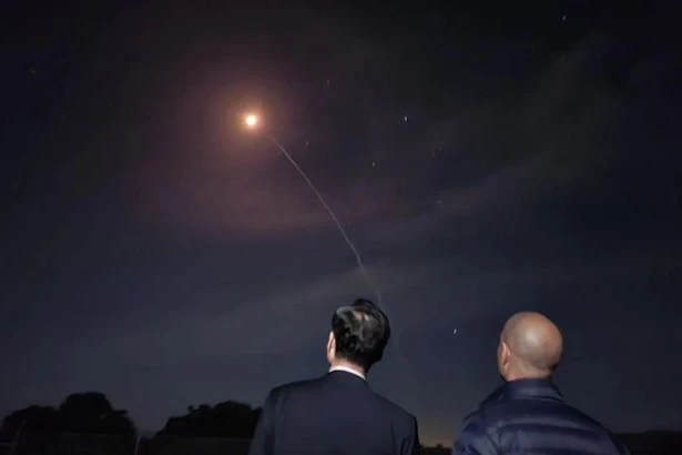 Cuộc đua vũ trụ nóng dần ở châu Á