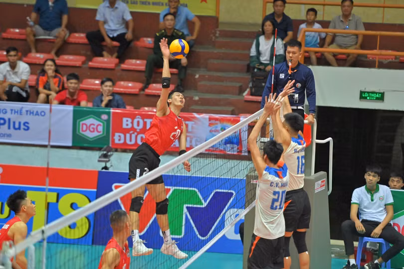 Link xem trận bán kết bóng chuyền Hà Tĩnh vs Sanest Khánh Hòa