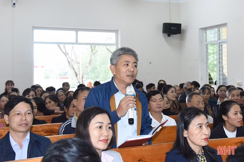 Đại biểu HĐND tỉnh tiếp xúc cử tri tại Vũ Quang, Thạch Hà