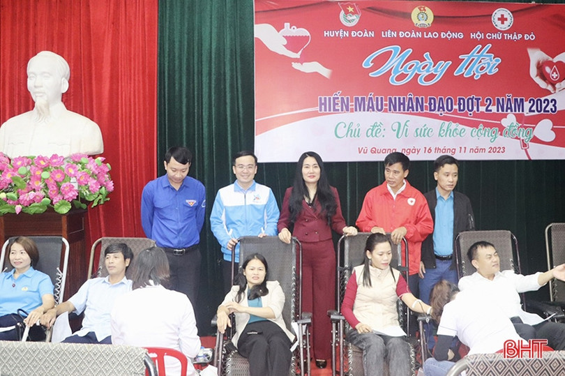 Vũ Quang thu về gần 150 đơn vị máu tại ngày hội hiến máu nhân đạo