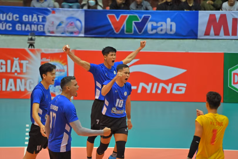 Xem trận tranh hạng ba bóng chuyền Hà Tĩnh vs Thể Công