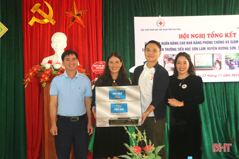 Trang bị nhiều kỹ năng ứng phó thiên tai cho học sinh Hương Sơn