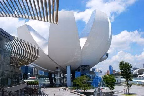 Những tòa nhà có kiến trúc kỳ quái ảnh 4