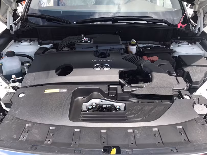SUV hạng sang Infiniti QX50 đầu tiên về VN, giá 2,45 tỷ đồng
