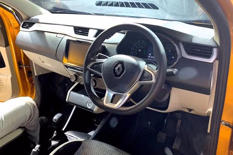 Renault Triber mới rẻ giật mình, chỉ 160 triệu tại Ấn Độ