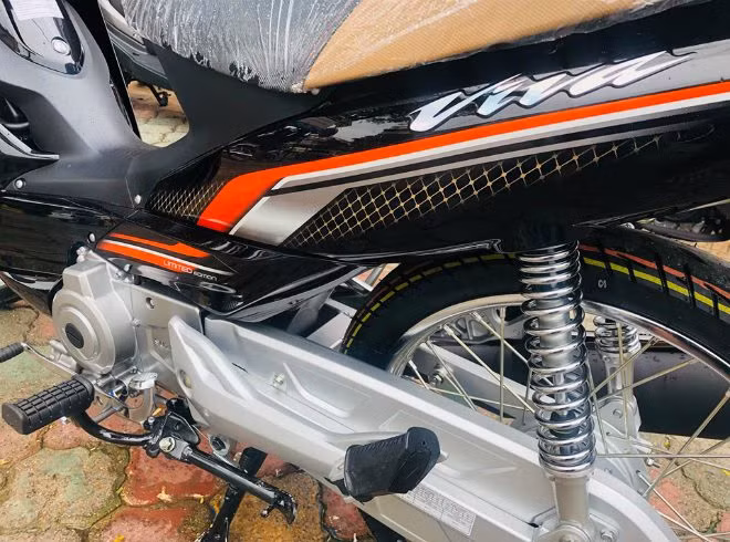 Suzuki Viva 125 - đối thủ đáng gờm của Honda Wave RSX