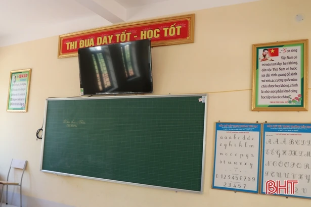 Giáo viên, học sinh lớp 1 hào hứng trong tuần đầu triển khai chương trình sách giáo khoa mới