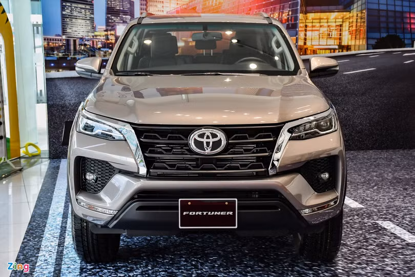 Toyota Fortuner 2021 ảnh 7 Chi tiết Toyota Fortuner 2021 tại Việt Nam