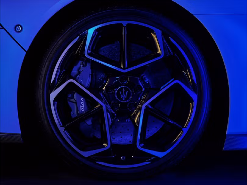 Khám phá siêu xe Maserati MC20 hoàn toàn mới vừa ra mắt