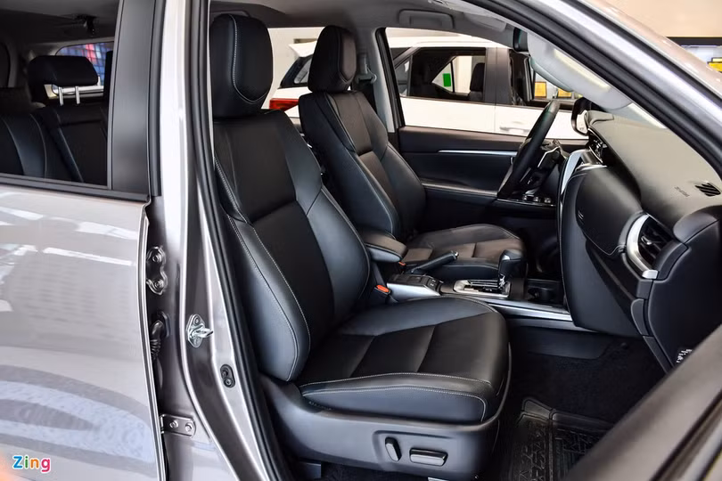 Toyota Fortuner 2021 ảnh 16 Chi tiết Toyota Fortuner 2021 tại Việt Nam