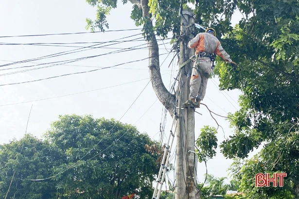 Huyện miền núi Hà Tĩnh chủ động ứng phó với bão số 5