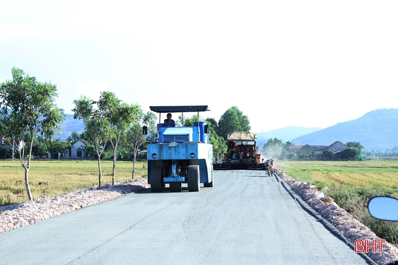 Lòng dân đồng thuận, xã miền núi Hà Tĩnh quyết bứt phá xây dựng NTM nâng cao