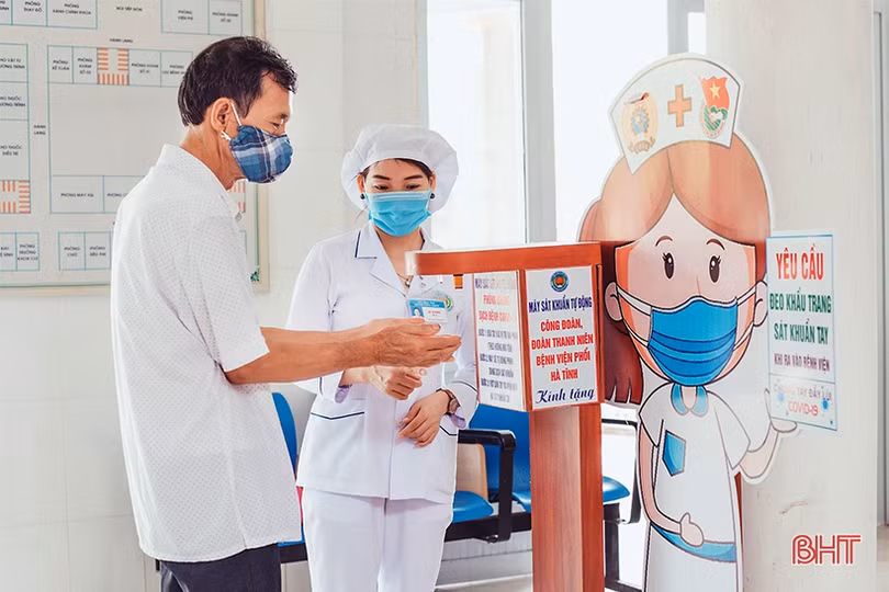 “Nét đẹp người điều dưỡng Hà Tĩnh” qua góc máy của các đồng nghiệp