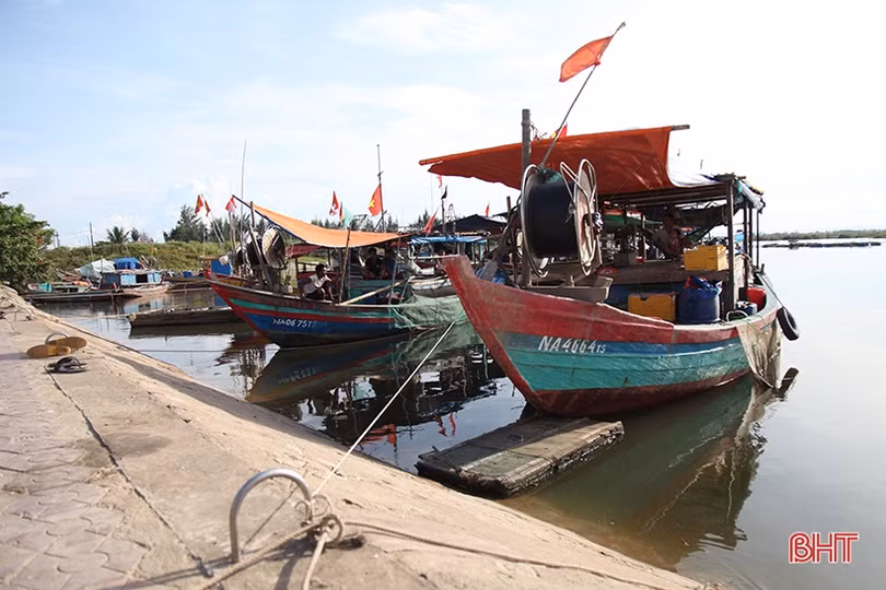 Đảm bảo an toàn tính mạng, tài sản của người dân trước diễn biến bão số 5