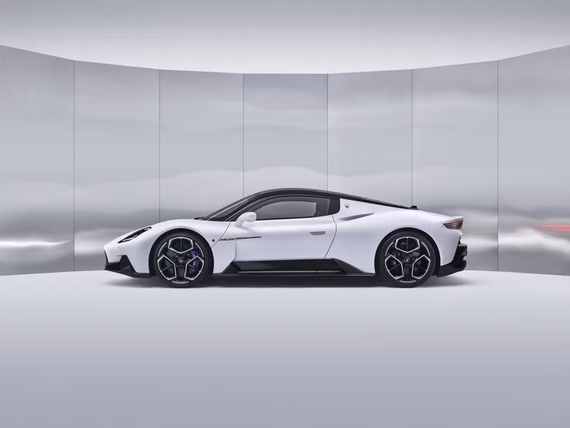 Khám phá siêu xe Maserati MC20 hoàn toàn mới vừa ra mắt