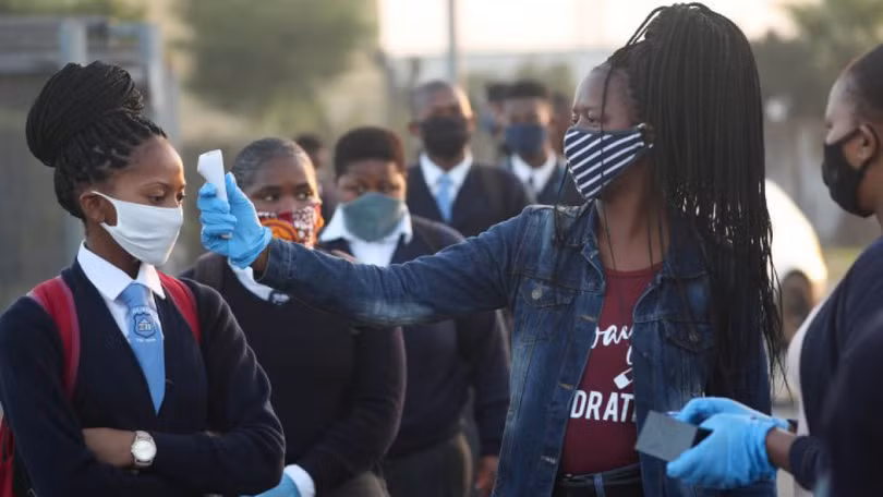 Cập nhật Covid-19: Thế giới hơn 29,6 triệu ca mắc, 937.766 ca tử vong