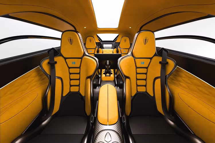 Việt Nam sắp có siêu xe Koenigsegg Gemera trăm tỷ đồng