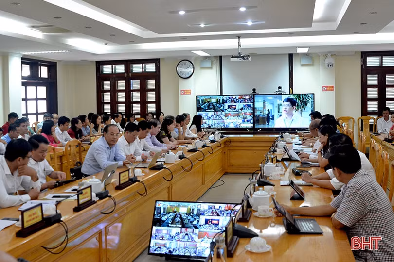 Phấn đấu đưa chỉ số cải cách hành chính của Hà Tĩnh vào top 10 tỉnh đứng đầu cả nước