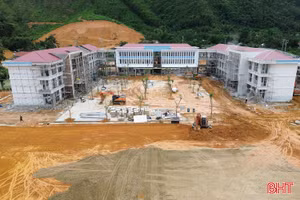 Tăng tốc hoàn thành 2 trường học vùng biên ở Hà Tĩnh 