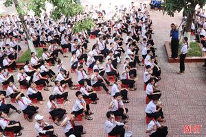 700 học sinh Cẩm Xuyên tham gia câu lạc bộ giáo dục kỹ năng sống cho trẻ em