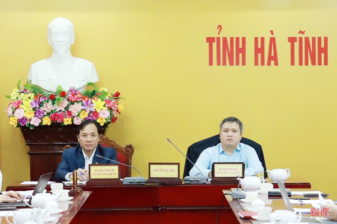 Tổ chức triển khai thực hiện nghị quyết ngay từ đầu năm bằng những chương trình, kế hoạch cụ thể