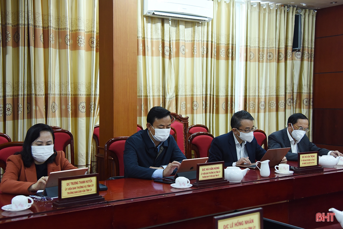 Xây dựng đất nước phồn vinh, đưa nền văn hóa Việt Nam bừng sáng và hòa vào nền văn minh nhân loại