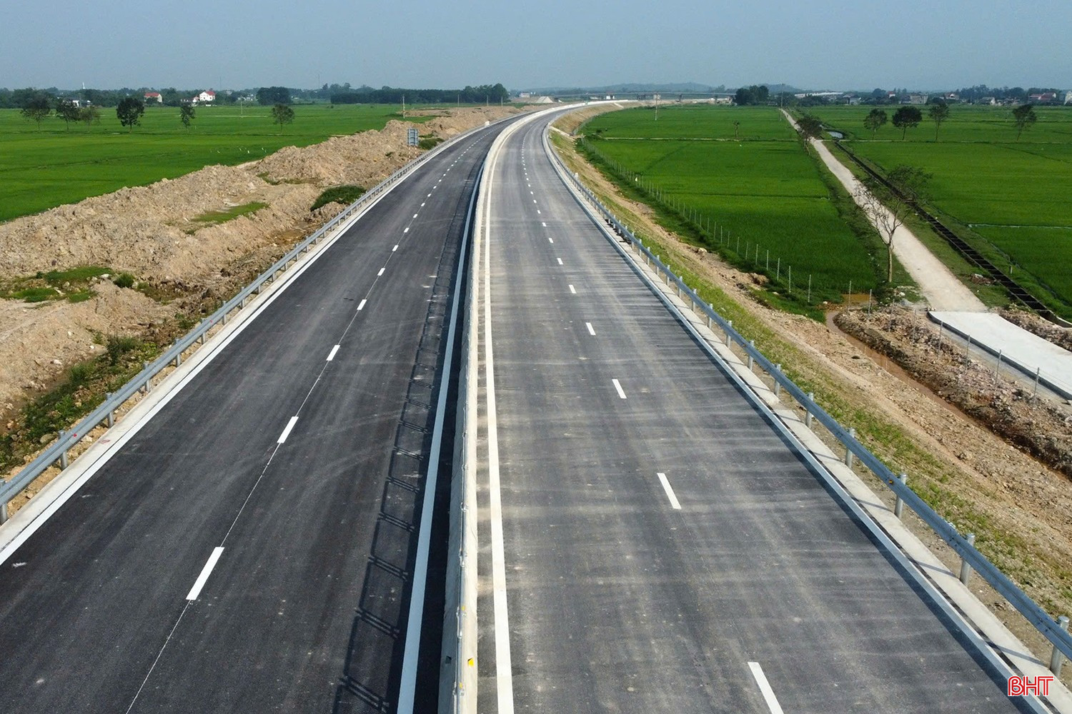Cao tốc Bãi Vọt - Hàm Nghi.