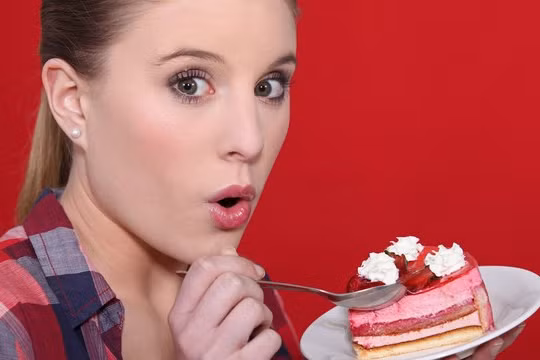 7 nguyên nhân khiến chị em khó giảm cân