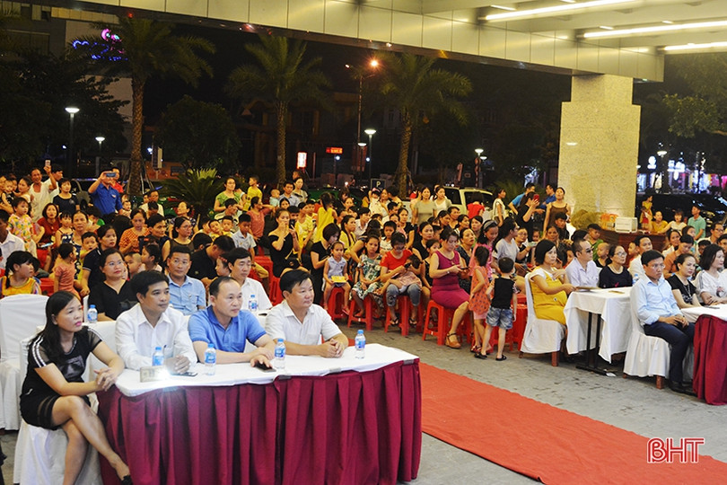 Kết nối yêu thương với trẻ em khiếm thị thành phố Hà Tĩnh