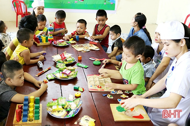 Ngày vui của bệnh nhi Bệnh viện Phục hồi chức năng Hà Tĩnh