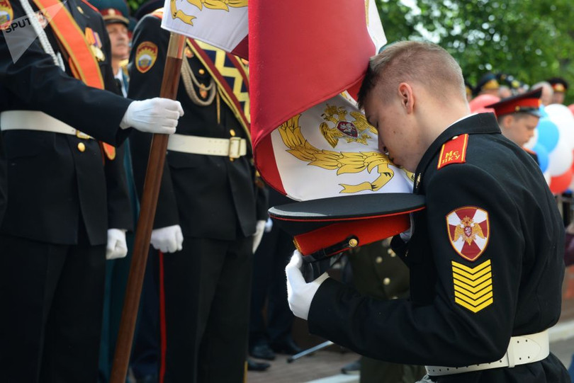 Những cung bậc cảm xúc của học sinh xứ Bạch Dương trong lễ bế giảng