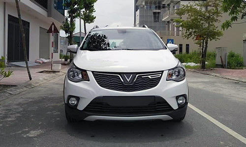 VinFast Fadil bản thương mại xuất hiện tại đại lý