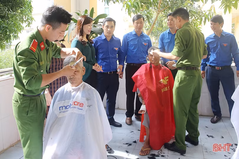 Tuổi trẻ Hà Tĩnh sôi nổi ra quân chiến dịch tình nguyện hè 2019