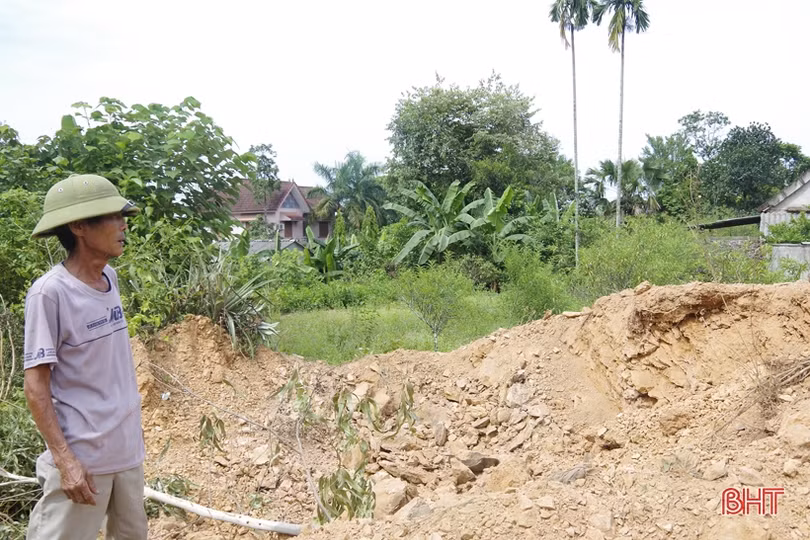 Hủy nổ quả bom nặng gần 250kg trong vườn nhà dân ở Hà Tĩnh