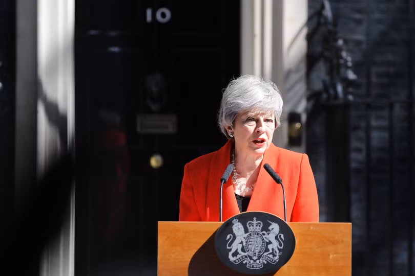 Thủ tướng May từ chức, nước Anh và Brexit sẽ đi về đâu? ảnh 1 Thủ tướng May từ chức, nước Anh và Brexit sẽ đi về đâu?