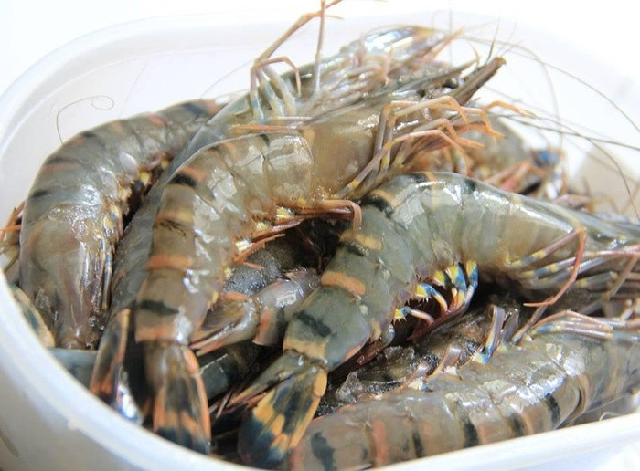 Mát trời, mẹ làm súp tôm đậu Hà Lan ngọt thanh, ấm bụng