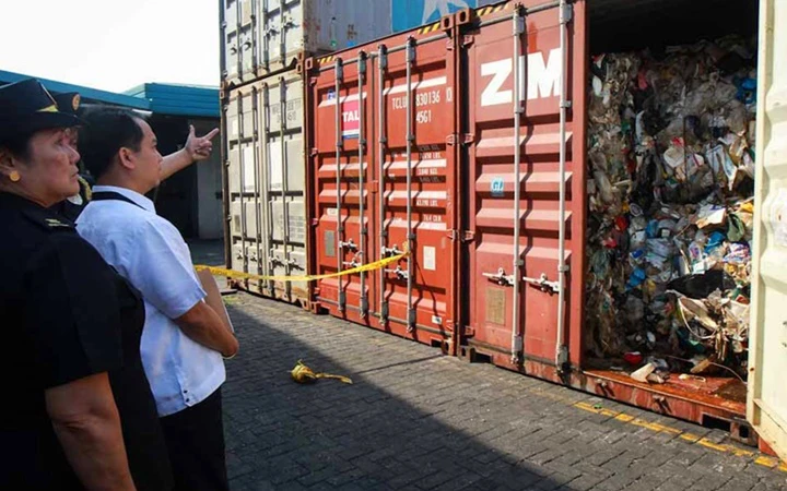 Thế giới ngày qua: Philippines cấm quan chức, nhân viên chính phủ đến Canada