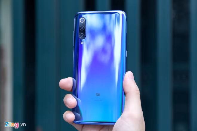 Loạt smartphone giảm giá mạnh cuối tháng 5