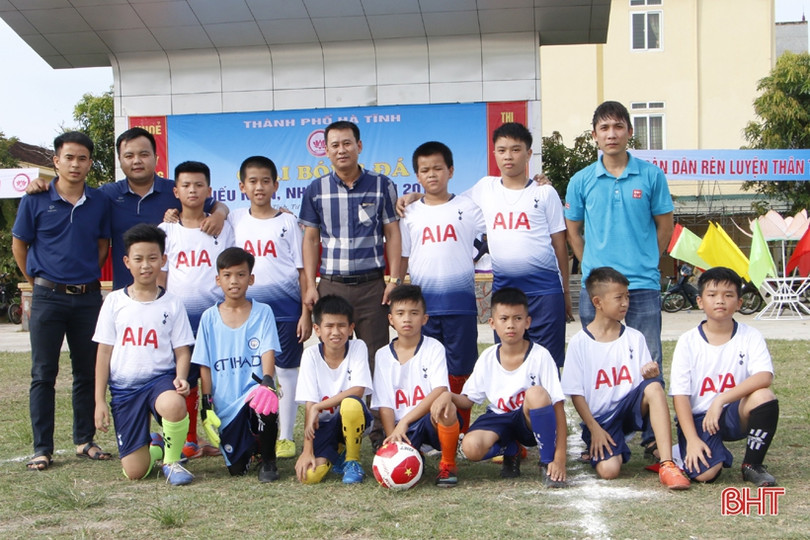 Khởi tranh Giải Bóng đá Thiếu niên - Nhi đồng TP Hà Tĩnh