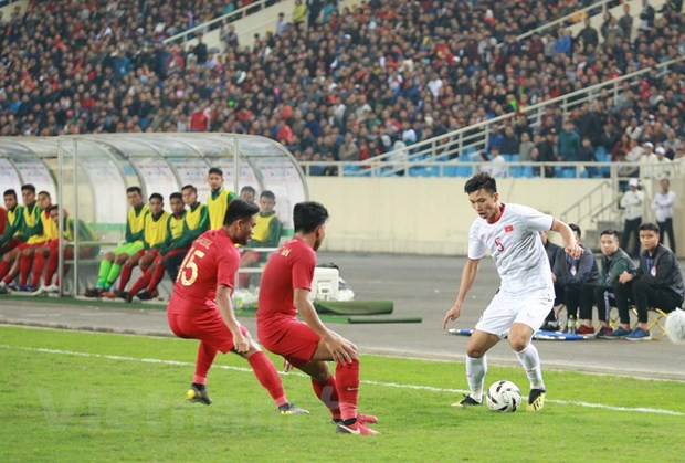 CLB Muangthong United muốn chiêu mộ hậu vệ Đoàn Văn Hậu