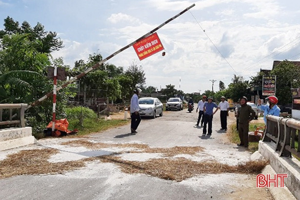 Can Lộc lập 3 chốt kiểm dịch tả lợn châu Phi vùng giáp ranh Lộc Hà