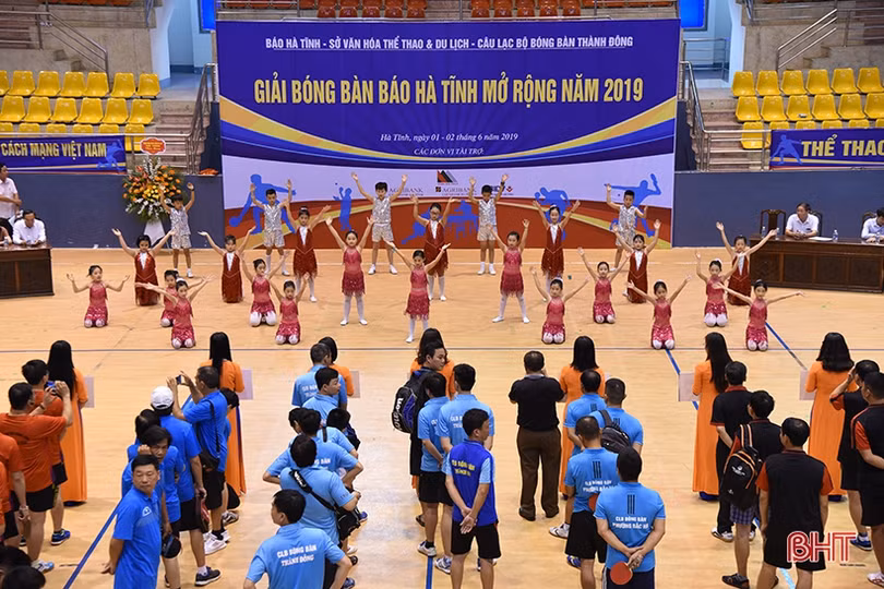 Khai mạc Giải Bóng bàn Báo Hà Tĩnh mở rộng năm 2019