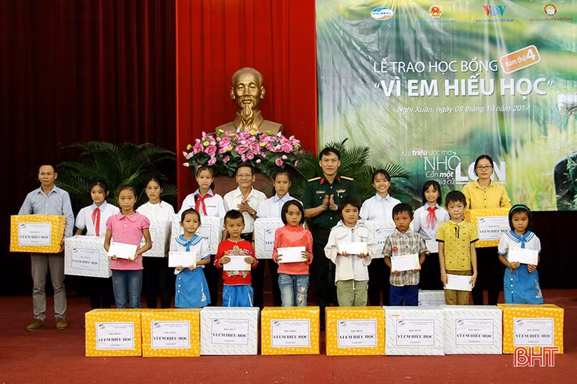 Viettel 30 năm khởi tạo thực tại mới