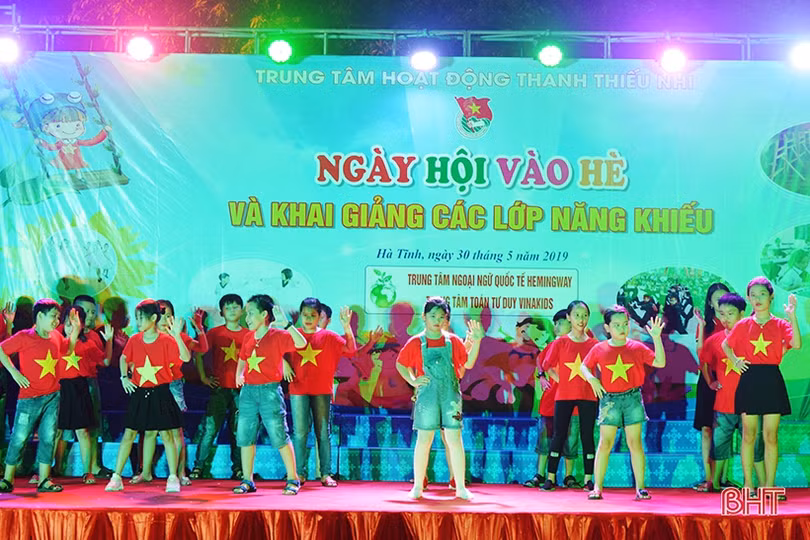 Sôi động ngày hội vào hè tại Hà Tĩnh