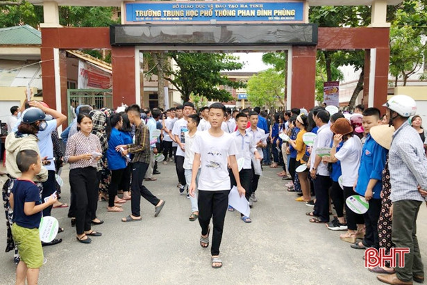 Buổi thi lớp 10 THPT sáng nay, 85 em vắng mặt, không có thí sinh vi phạm quy chế