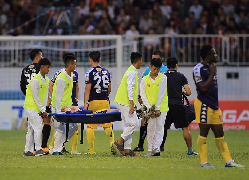 HLV Park Hang Seo chọn Thành Chung thay thế Đình Trọng