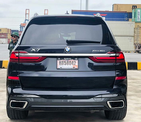 BMW X7 đầu tiên về Việt Nam, giá khoảng 7 tỷ đồng