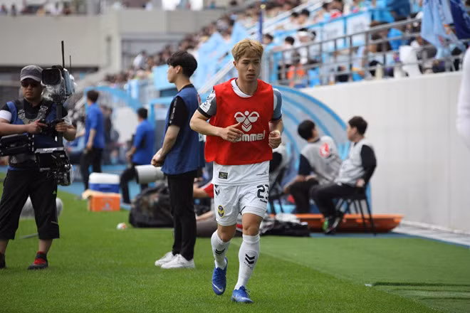 Công Phượng vắng mặt, Incheon cắt mạch 11 trận không thắng ảnh 2 Công Phượng vắng mặt, Incheon cắt mạch 11 trận không thắng