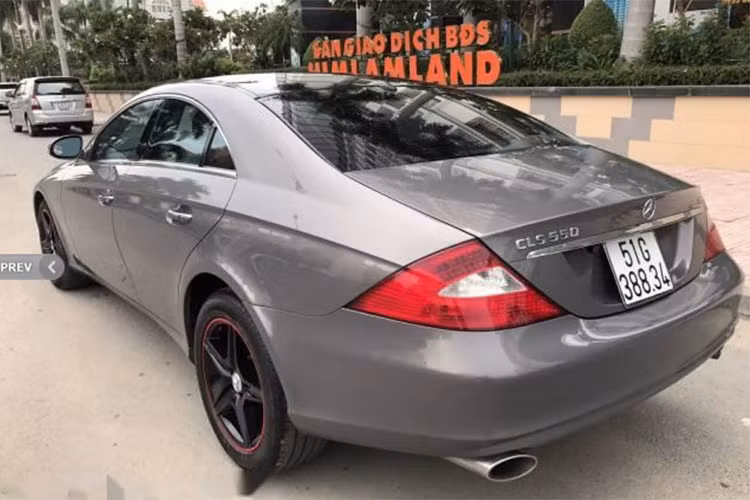 Xe sang Mercedes CLS500 giá chỉ 418 triệu tại Việt Nam