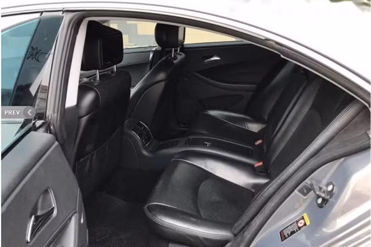 Xe sang Mercedes CLS500 giá chỉ 418 triệu tại Việt Nam
